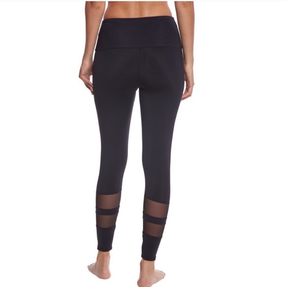 Onzie leggings 7/8 length, size M/L - Picture 2 of 5